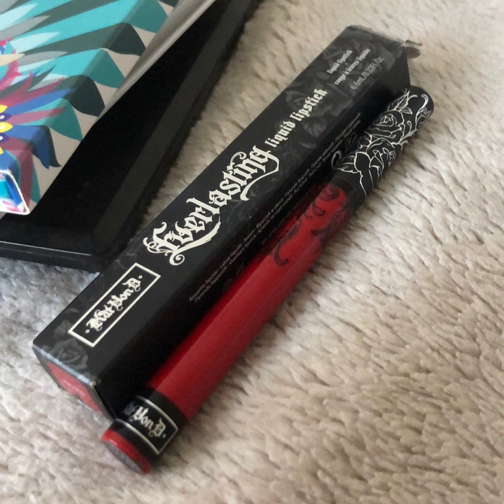 Kat Von D Liquid Lipstick color Outlaw